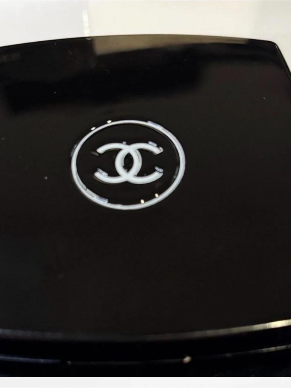 Chanel eyeshadow quad shade 387 utopia brand new box never used